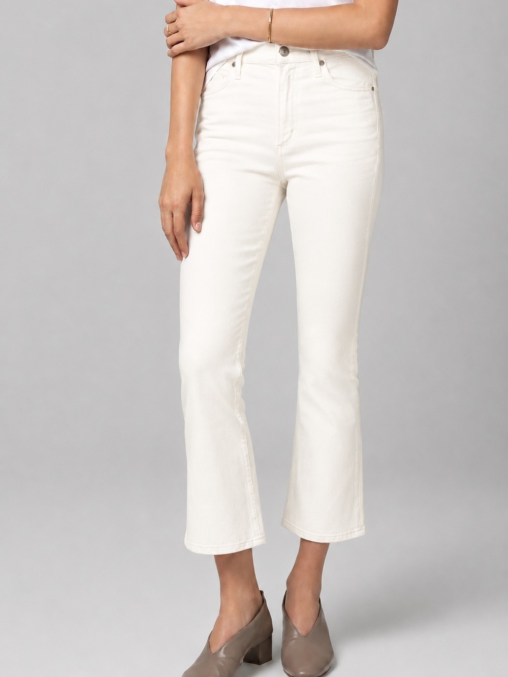 Citizens of Humanity Demy cropped flare off white jeans, size 27